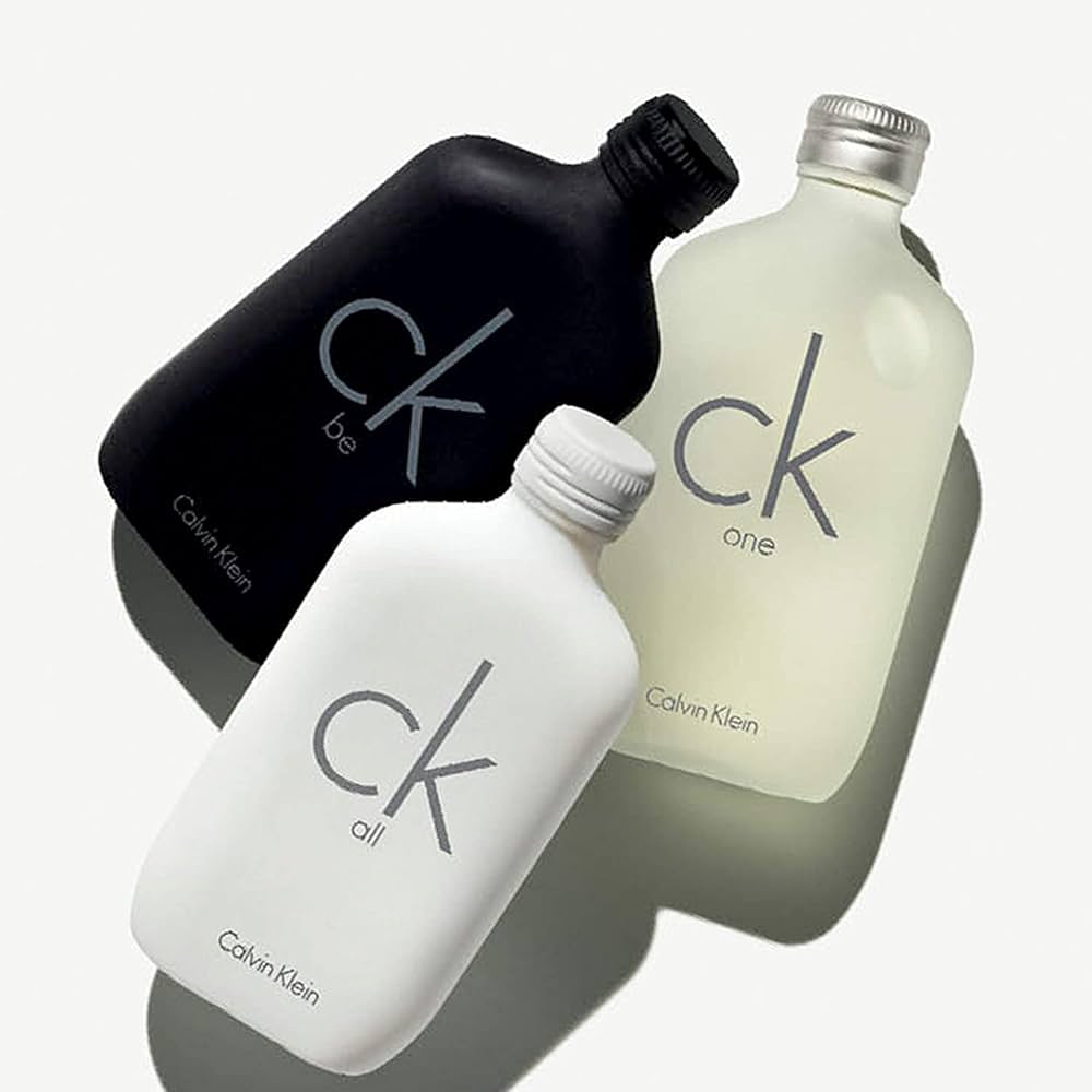 Coleção de fragrâncias Calvin Klein icônicas: CK One, CK Be e CK All. Perfumes unissex e versáteis para qualquer ocasião.