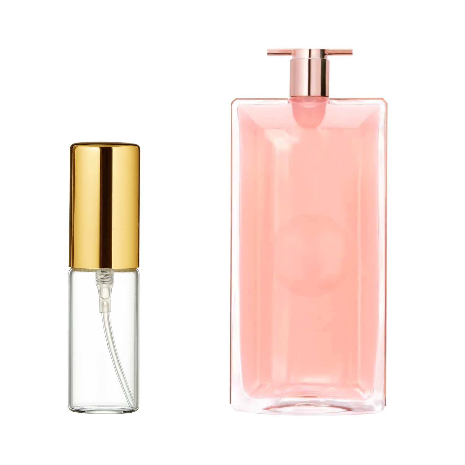 Decant de 5ml com borrifador dourado ao lado do frasco original do perfume importado feminino Idôle Lancôme Eau de Parfum, ambos em fundo transparente. O frasco original tem design retangular e fino com líquido rosa e tampa em forma de "T" rose gold, enquanto o decant é de vidro transparente e borrifador dourado, disponíveis na Velyre.