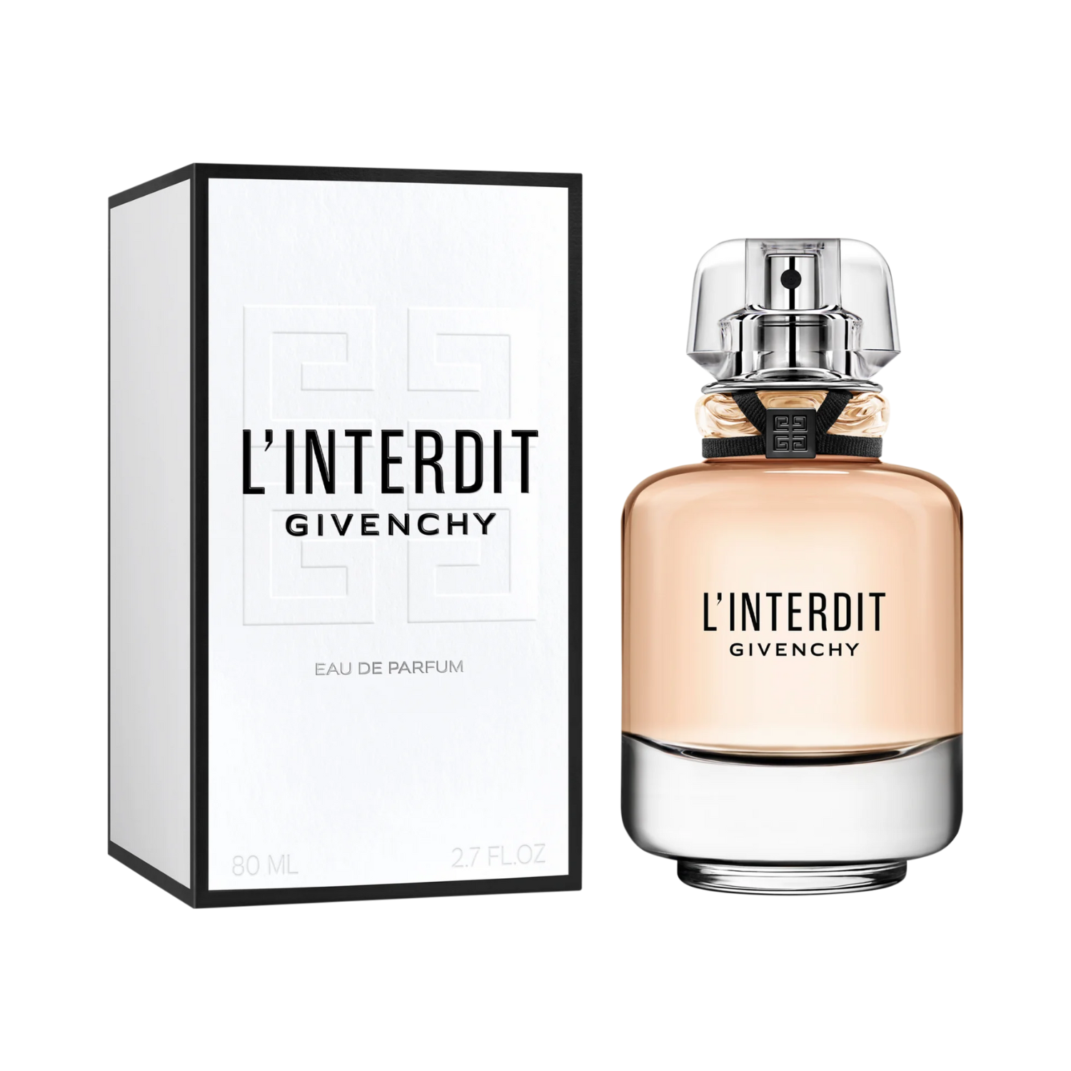Frasco do perfume L’Interdit Givenchy ao lado de sua caixa branca com detalhes em preto e um fundo branco.